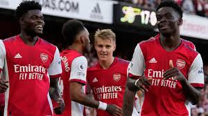 Arsenal wygrywa u siebie